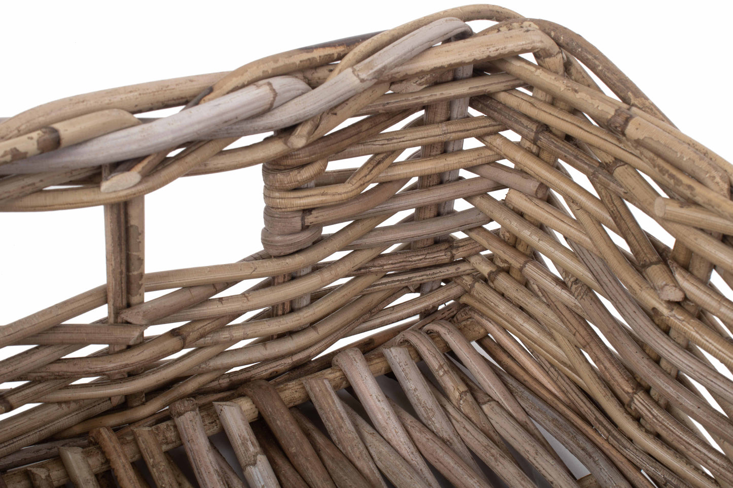MEDIUM SHALLOW RATTAN RECTANGULAR BASKET