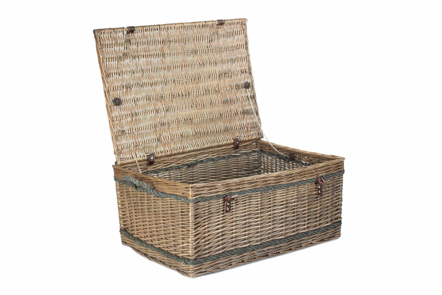 28" ANTIQUE WASH ROPE HANDLED TRUNK