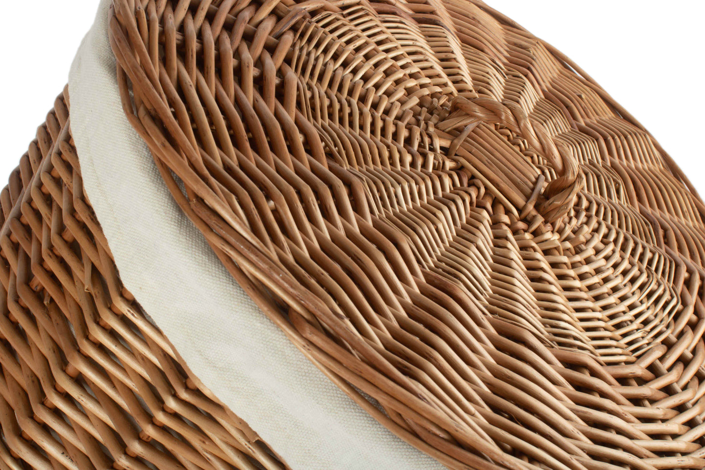 LARGE LIGHT STEAMED ROUND LINEN BASKET with WHITE LINING