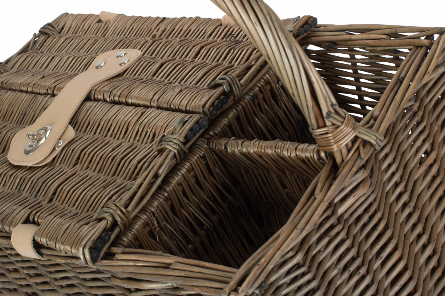 ANTIQUE WASH LIDDED 2 PERSON HAMPER