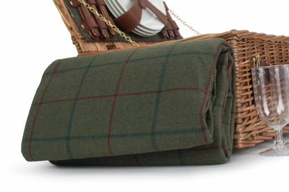 4 PERSON GREEN TWEED CLASSIC PICNIC HAMPER