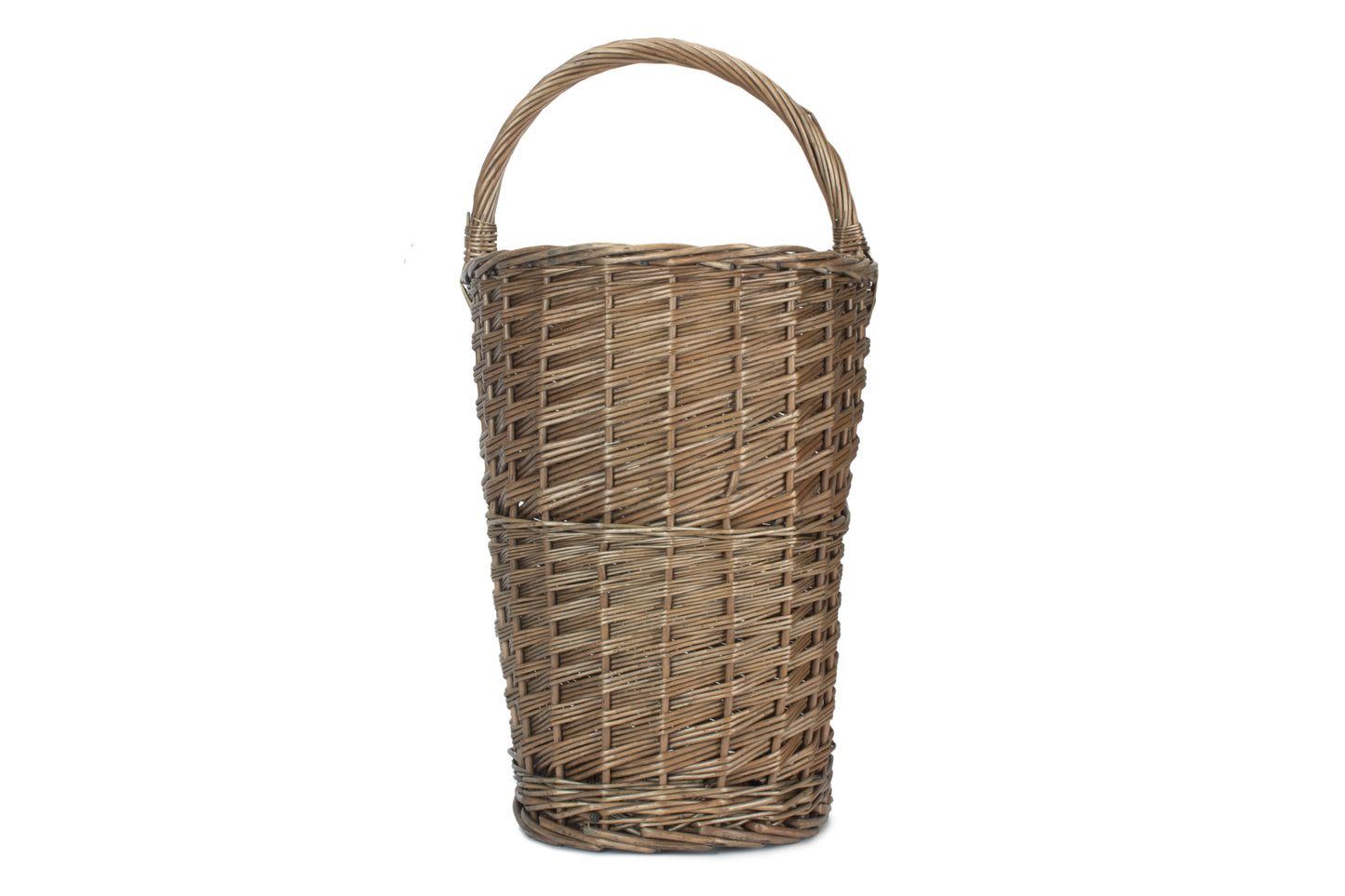 ANTIQUE WASH STAIR BASKET
