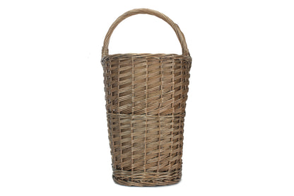 ANTIQUE WASH STAIR BASKET