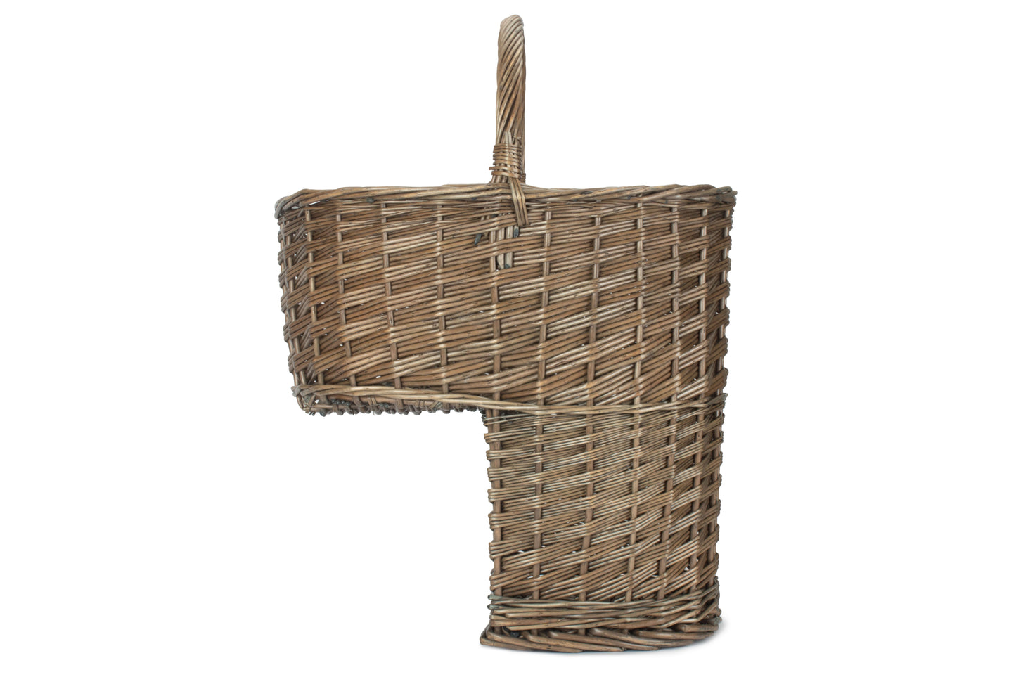 ANTIQUE WASH STAIR BASKET