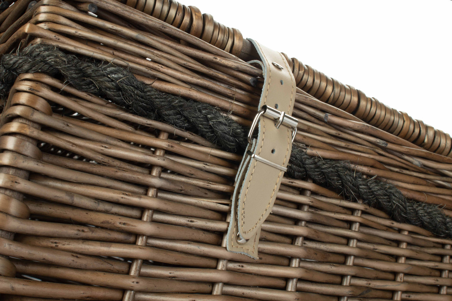 29" ANTIQUE WASH STORAGE HAMPER