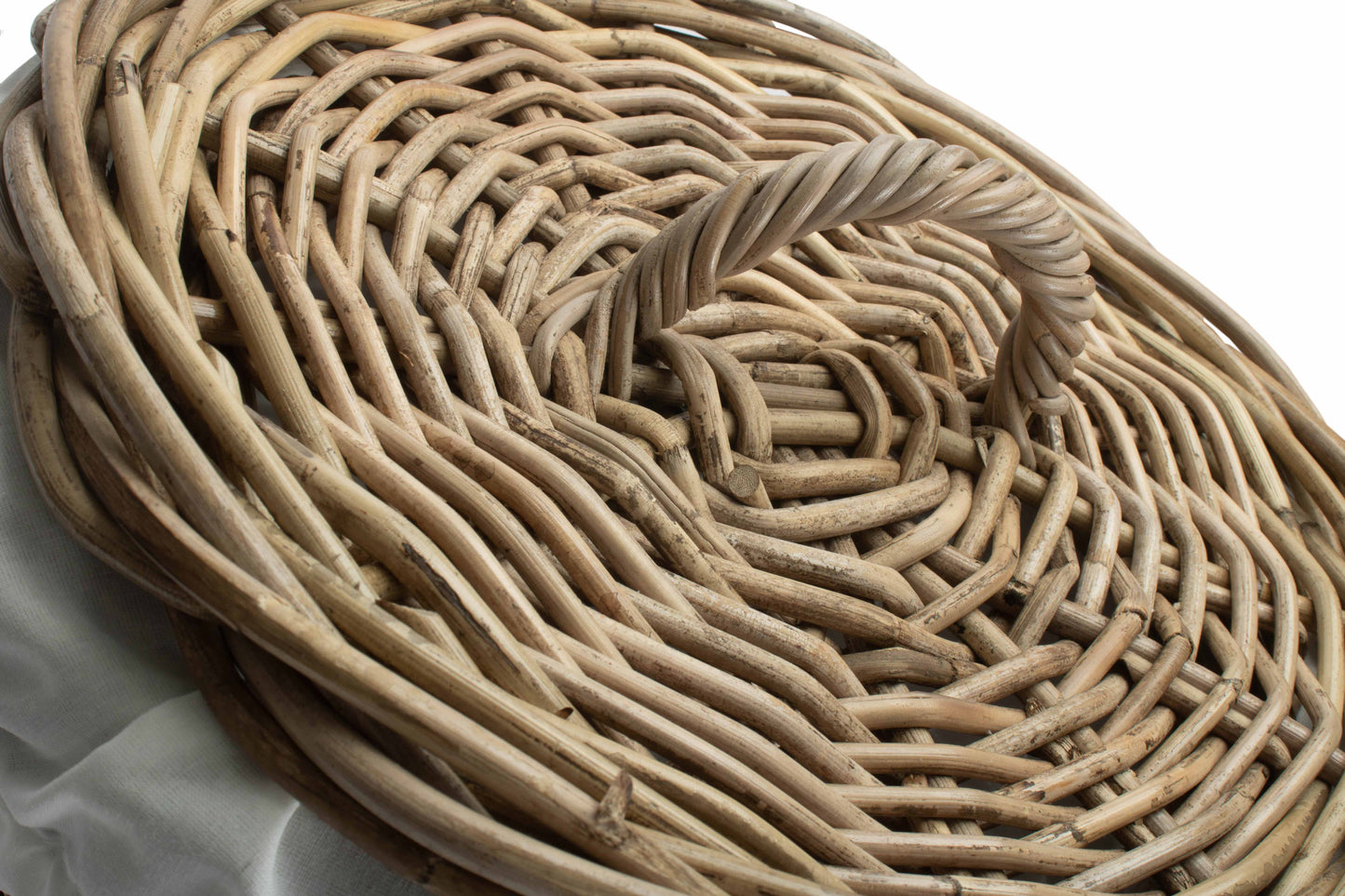 SMALL ROUND RATTAN LAUNDRY HAMPER BASKET with WHITE LINING