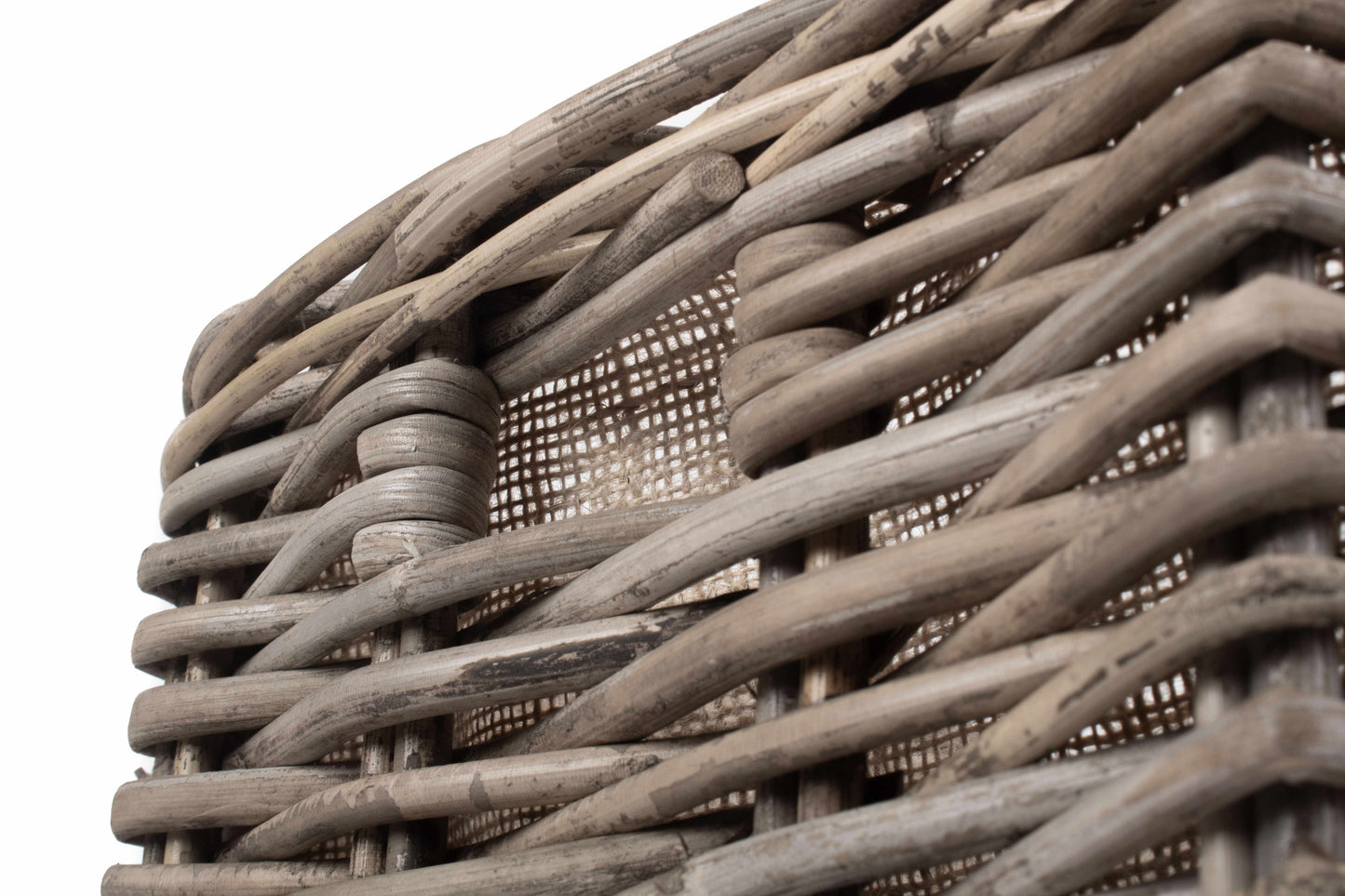 SMALL UNDER BENCH BASKET with HESSIAN LINING