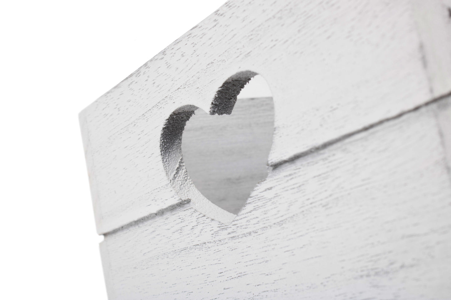 SMALL VINTAGE HEART CUT-OUT CRATE