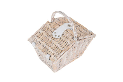 SMALL WHITE ELEGANT HAMPER