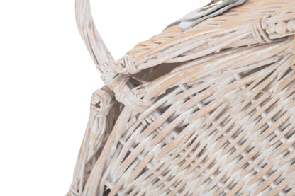 SMALL WHITE ELEGANT HAMPER