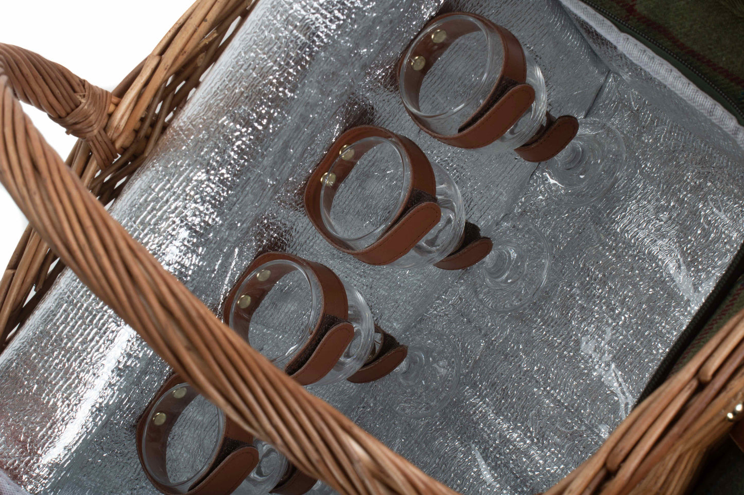 ELEGANT 4 PERSON GREEN TWEED HAMPER