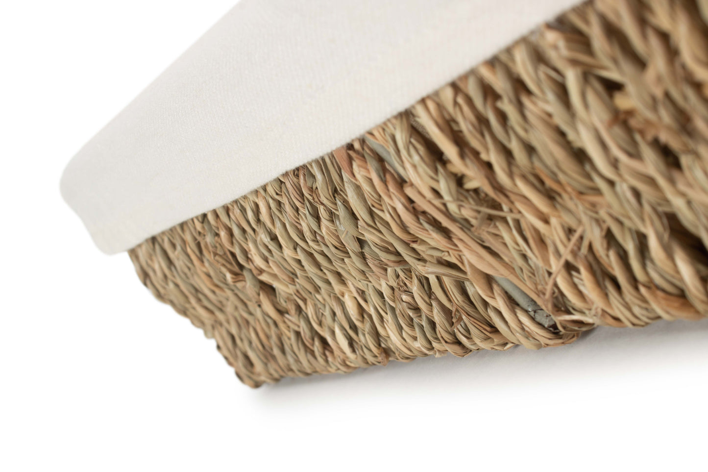 MEDIUM LINED RECTANGULAR SEAGRASS TRAY
