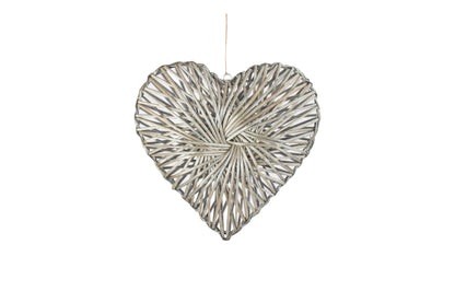MEDIUM GREY HEART WREATH