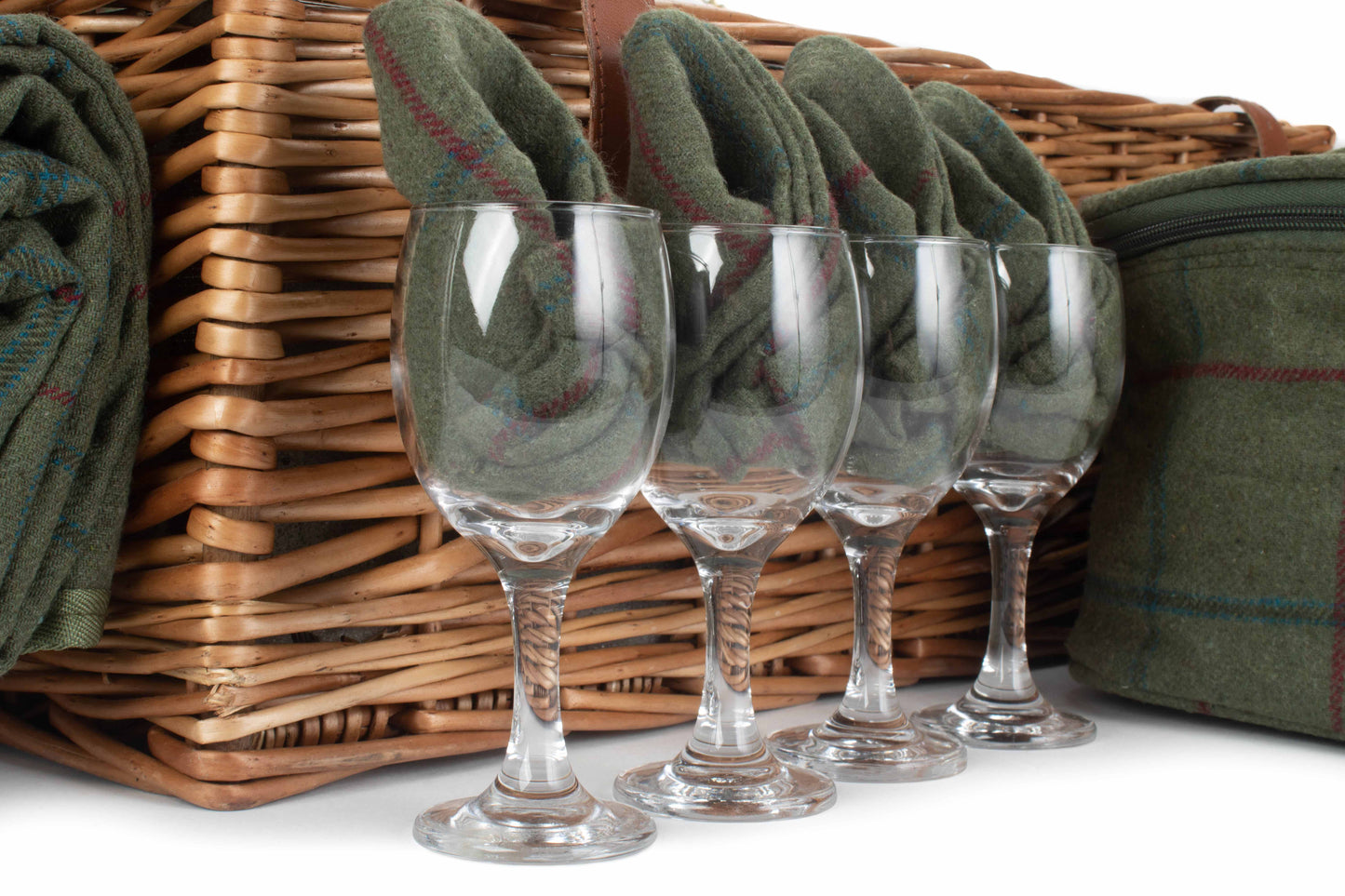 DELUXE GREEN TWEED 4 PERSON HAMPER