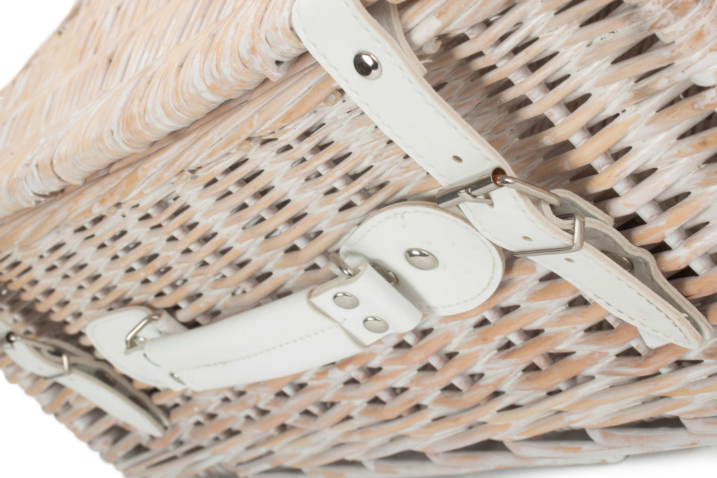 18" WHITE HAMPER