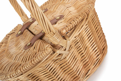 CHILD'S OVAL LIDDED HAMPER